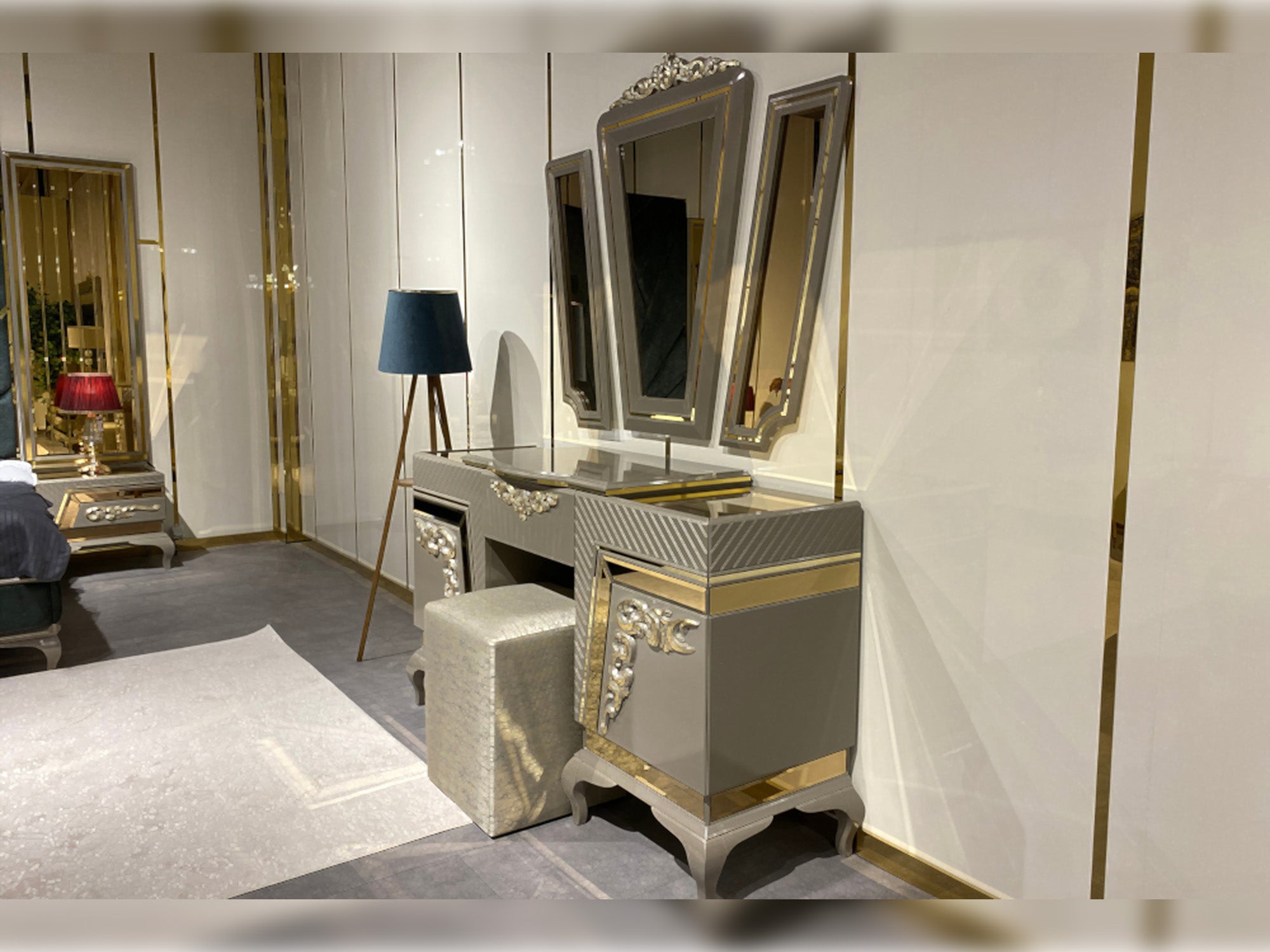 Verona Dresser With Mirror & Ottoman